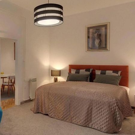 Square 12 Osijek Apartment Екстериор снимка
