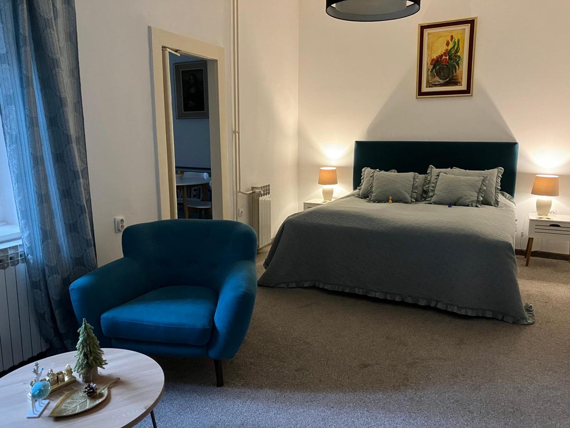 Square 12 Osijek Apartment Екстериор снимка